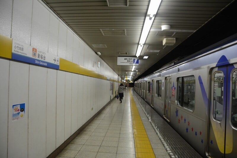 新桜台駅ホーム