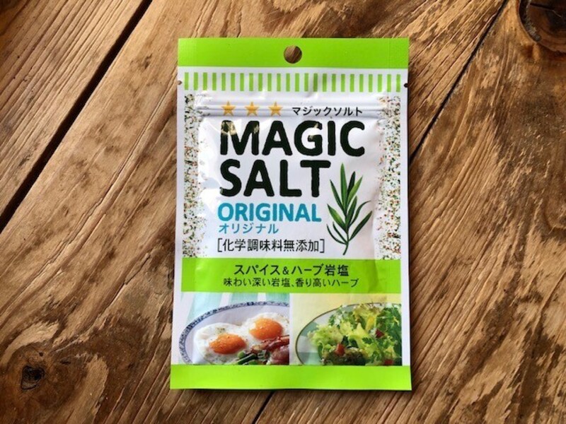 「マジックソルト　スパイス&ハーブ岩塩」