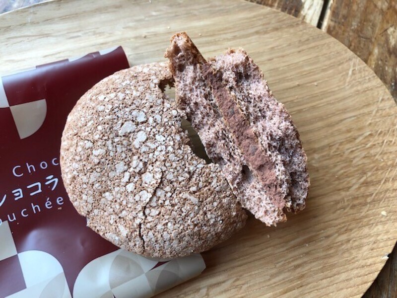 クリームはチョコ感たっぷり