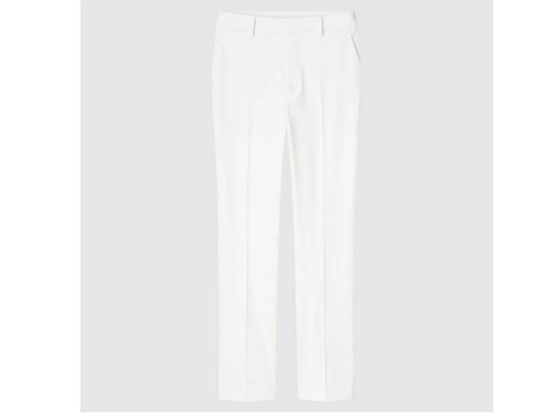 ユニクロ 感動パンツ 3990円(税込)