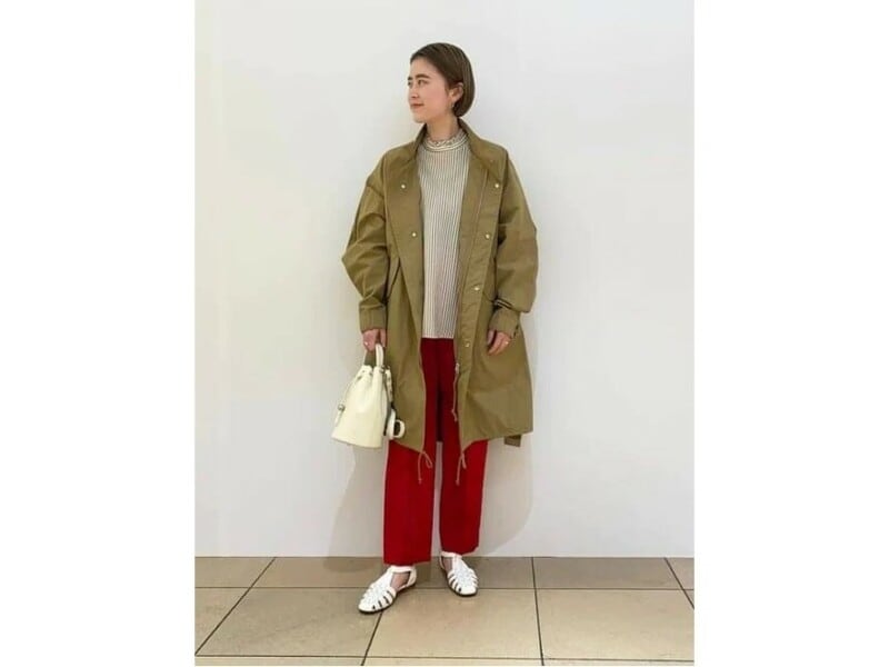 【OKコーデ】なるべく黒を使わない「黒レスコーデ」で冬っぽさを払拭 出典:WEAR