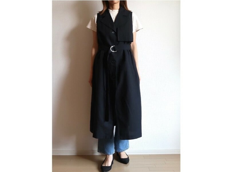 Tシャツ＆デニムコーデにプラスしてレイヤードコーデに