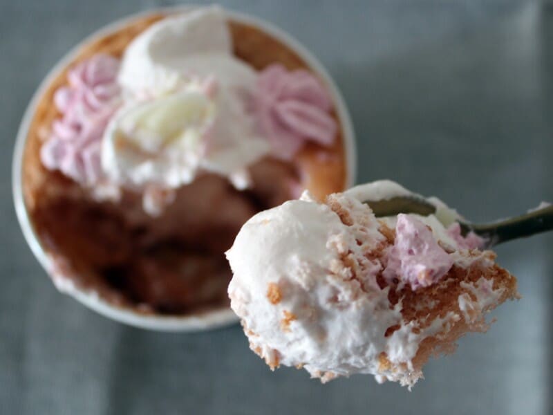 さくらクリームシフォン