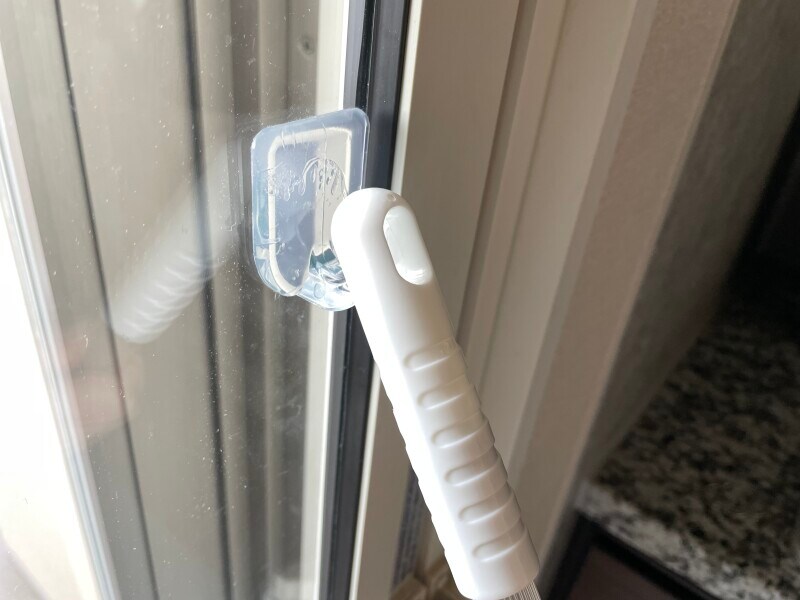 掃除用具の穴とフックが合わない場合が多い