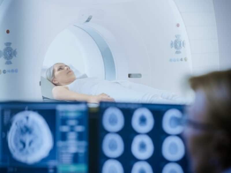 CTやMRIによる脳検査
