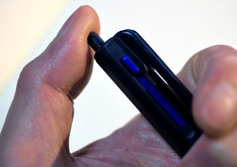 新3色ジェットストリーム03