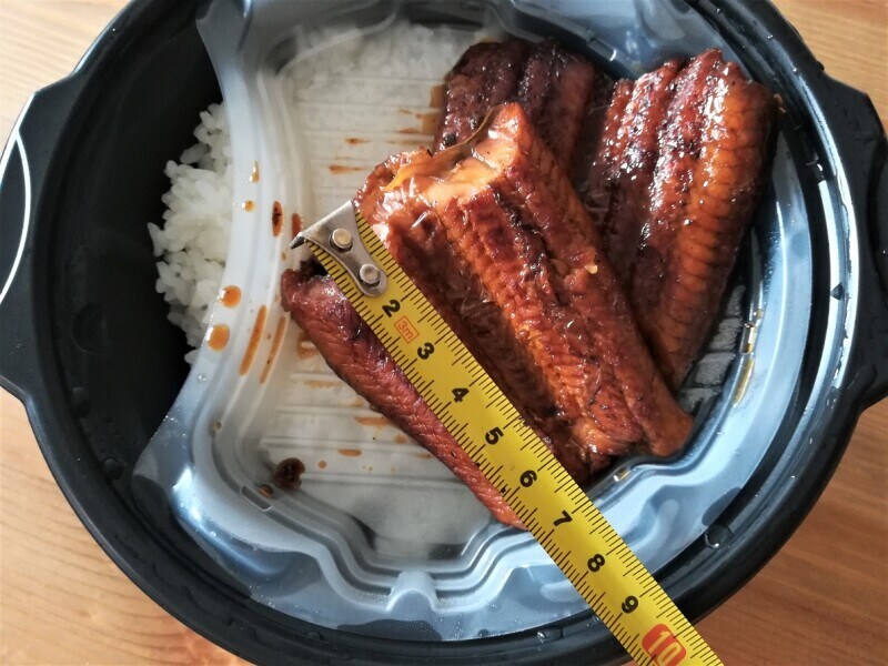 くら寿司のランチ「特上うな丼」