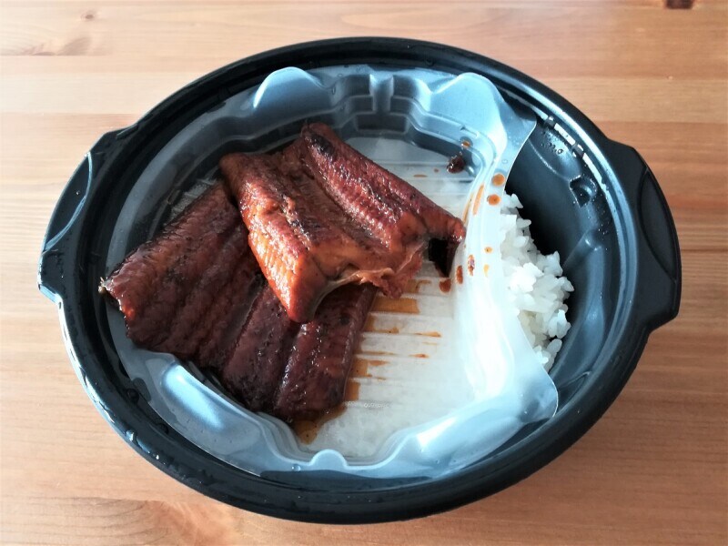 くら寿司のランチ「特上うな丼」