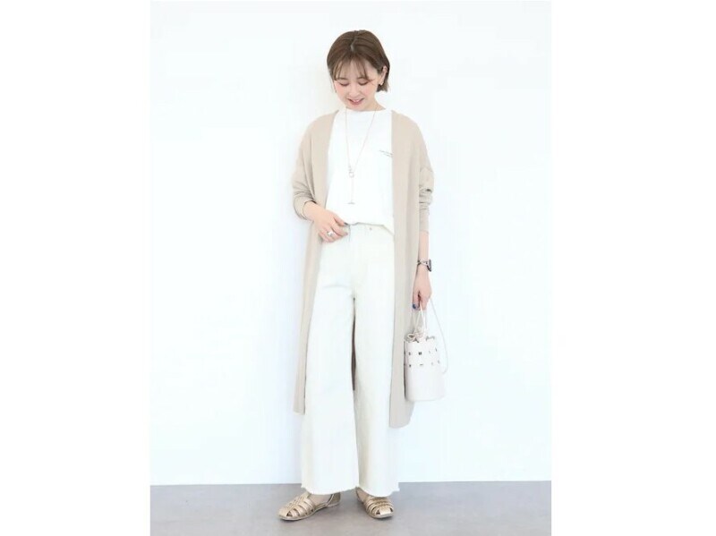 UVカット効果のあるロングカーディガンが楽チンで買い！　出典：WEAR