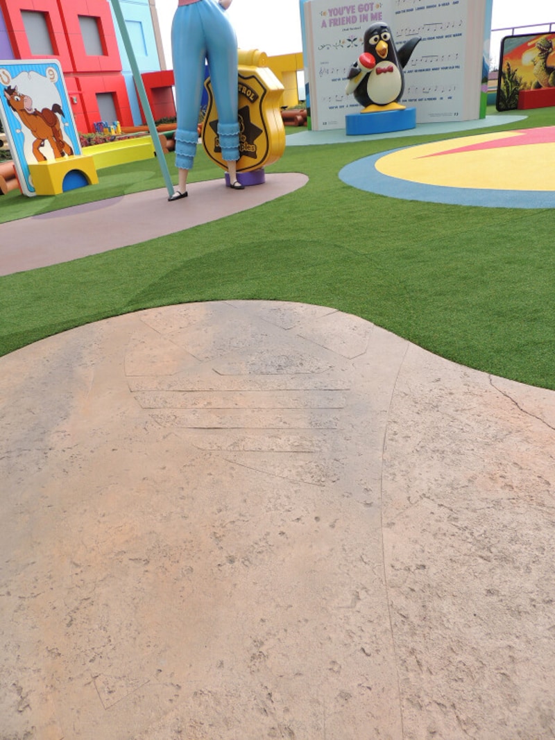 トイフレンズ・スクエア