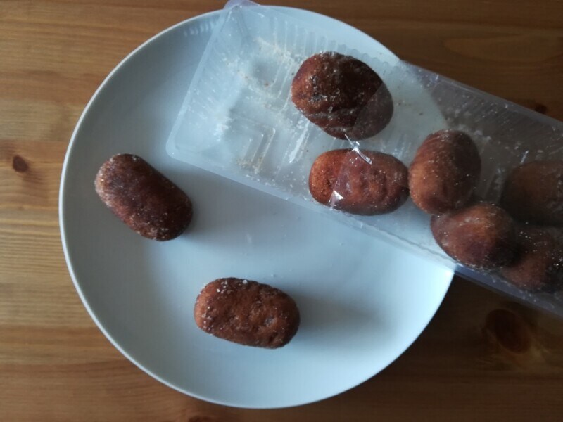 業務スーパーの「訳ありあんドーナツ」の詳細