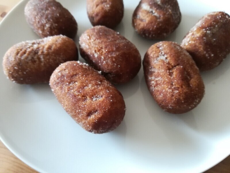 業務スーパーの「訳あんドーナツ」