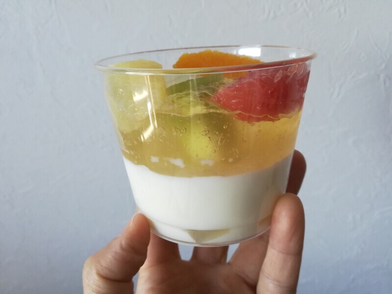 成城石井の「自家製フレッシュ柑橘とメロンの杏仁豆腐」