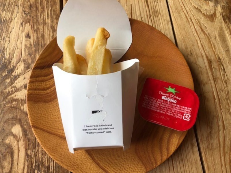 レジの近くにある「フライドポテト」