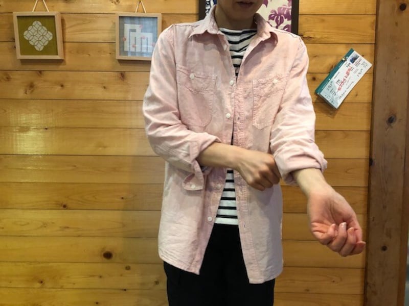 ワークマンの「シャンブレー長袖シャツ」を羽織りとして使う