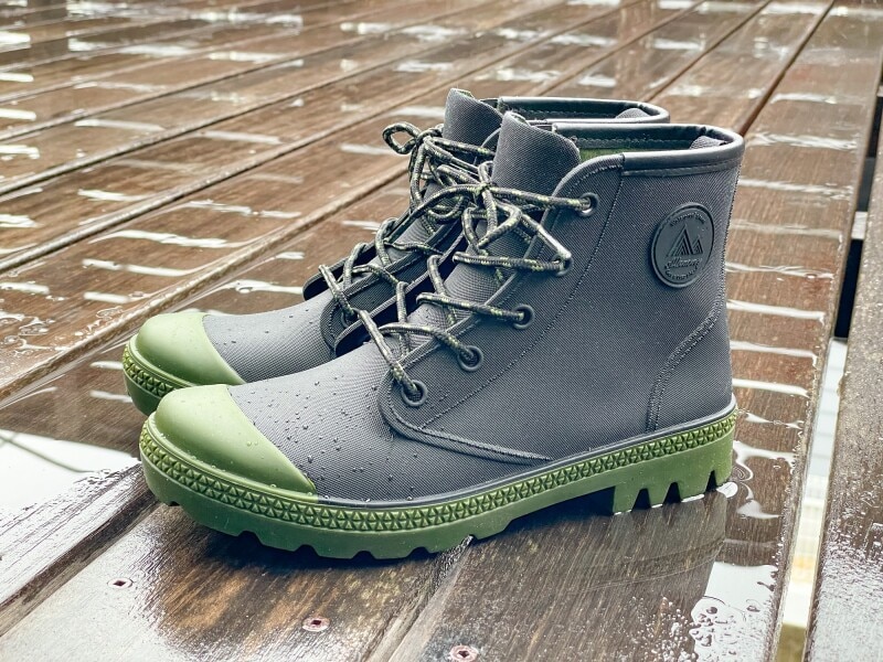 ワークマンの「防水サファリシューズ」