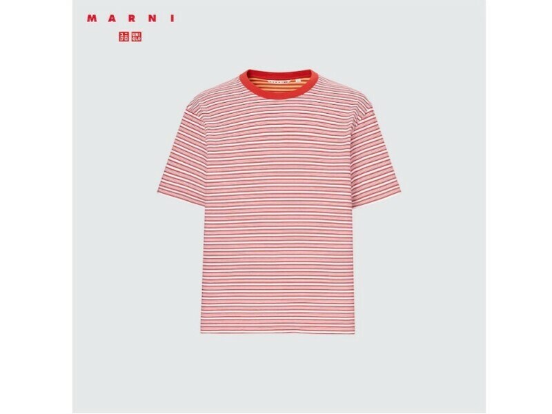 ユニクロ　ボーダークルーネックTシャツ　1990円（税込）