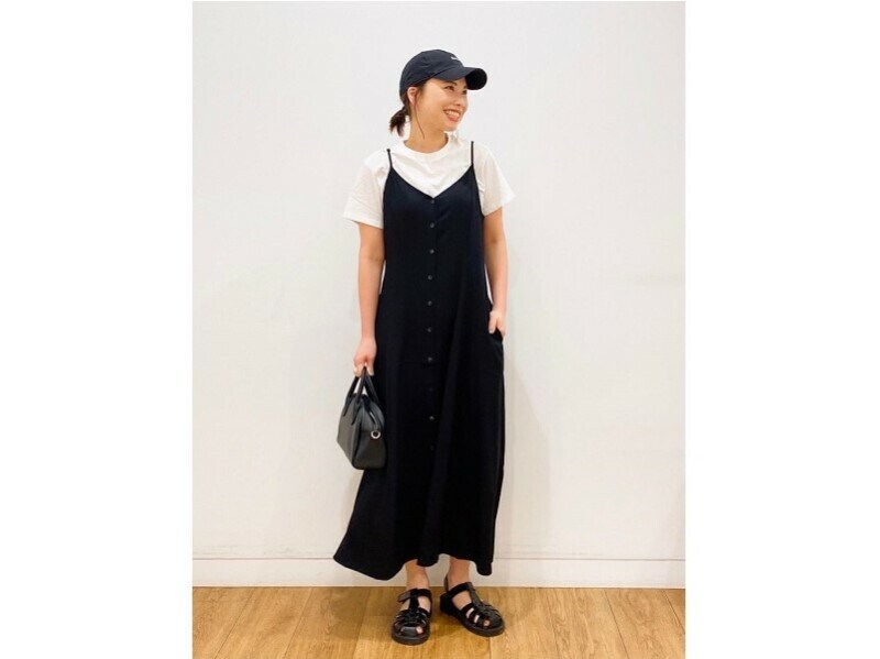 組み合わせ次第でカジュアルにもフェミニンにも着られるのが魅力 出典:WEAR