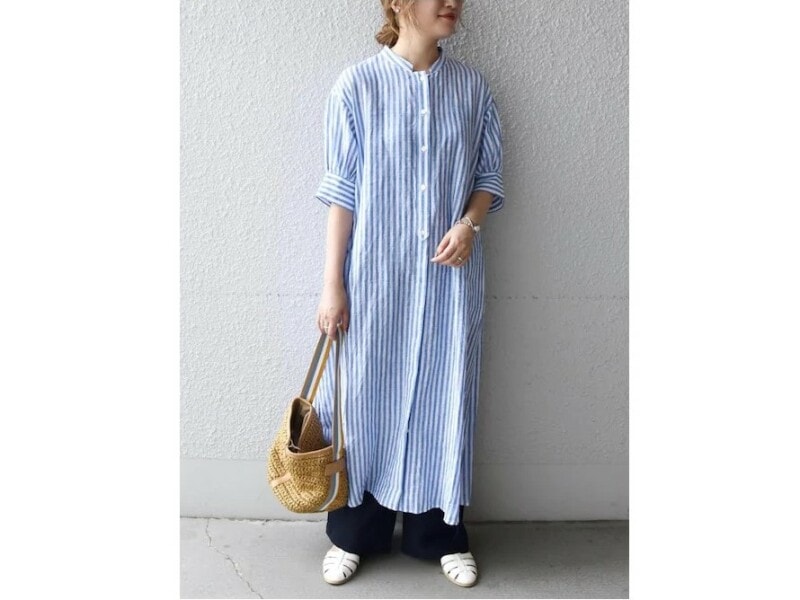 【OKコーデ】ワンピースなど面積の大きいアイテムは、熱がこもりにくい素材がおすすめ　出典：WEAR