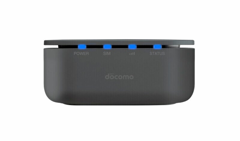 NTTドコモが提供を開始した「homeでんわ」を利用するためのデバイス「HP01」