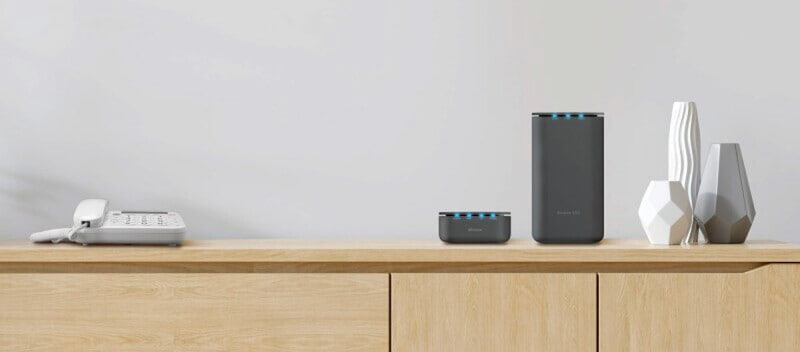 モバイル回線を使った固定電話と固定ブロードバンドの代替サービスはセットでの利用が想定されていることもあり、homeでんわのデバイスも「home 5G」と合わせたデザインとなっている