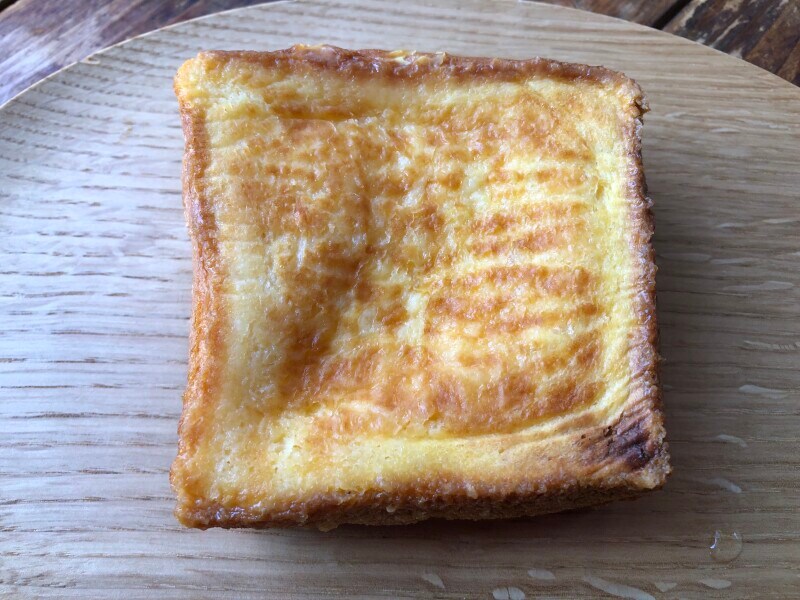 裏側には少し焦げ目がある