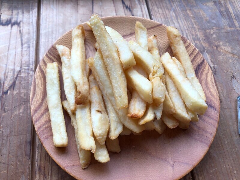 ケンタッキーの「ポテトL」はホクホクで塩気が強い