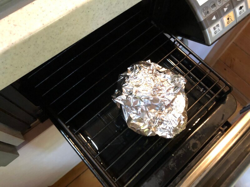 ケンタッキーの「オリジナルチキン」をグリルで温める