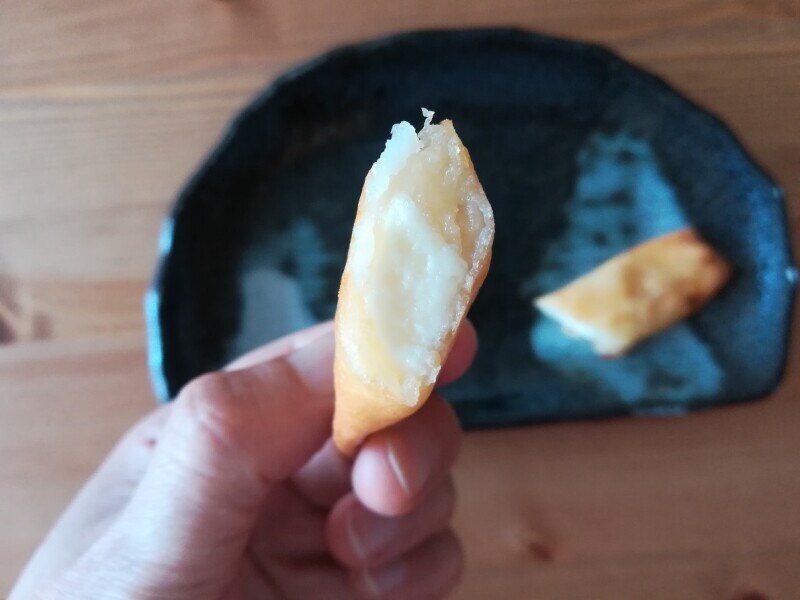 業務スーパーの「チーズ＆ポテトスティック」味