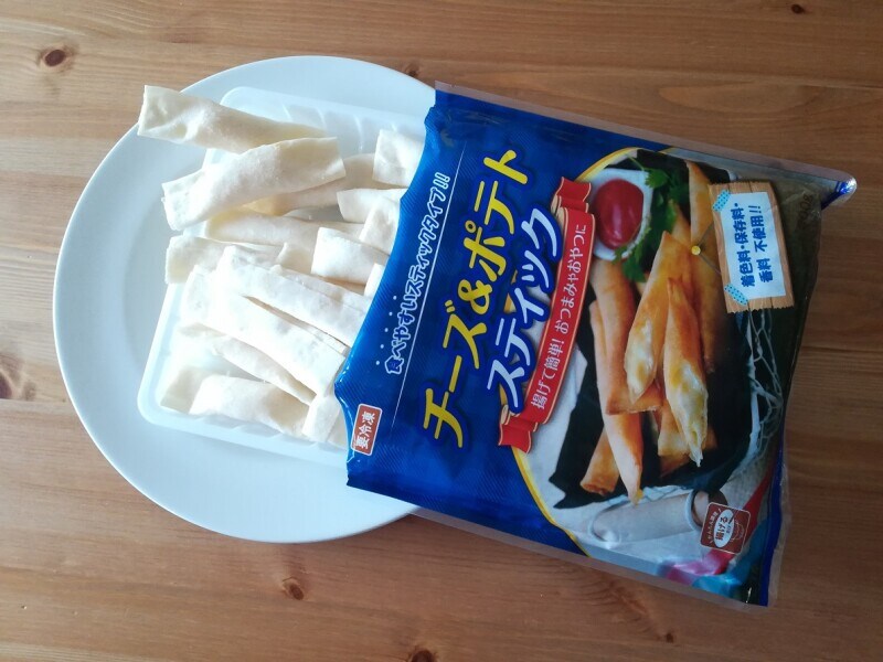 業務スーパーの「チーズ＆ポテトスティック」