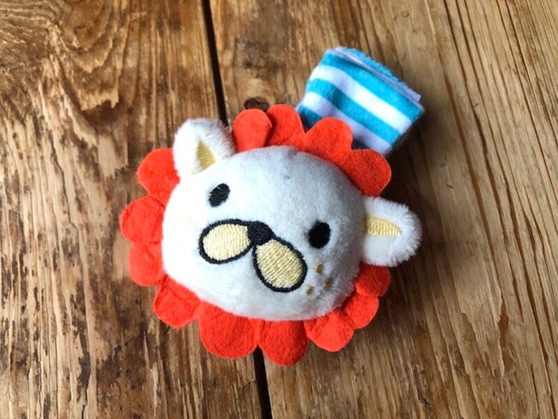 「ガラガラ（ライオン）」