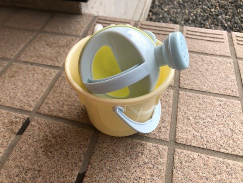 「お砂場セット　ジョーロ付」