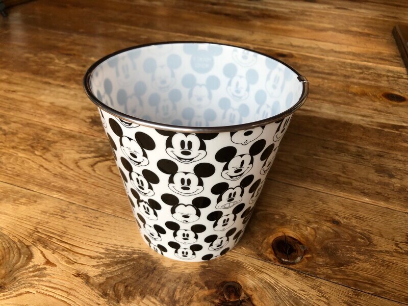 ダイソーの「ダストボックス（ミッキー）」