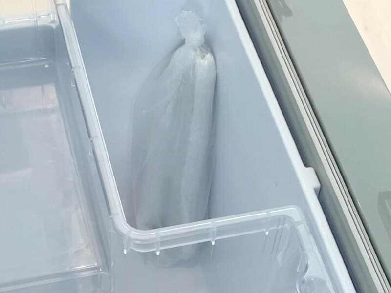 野菜室で立てて保存します