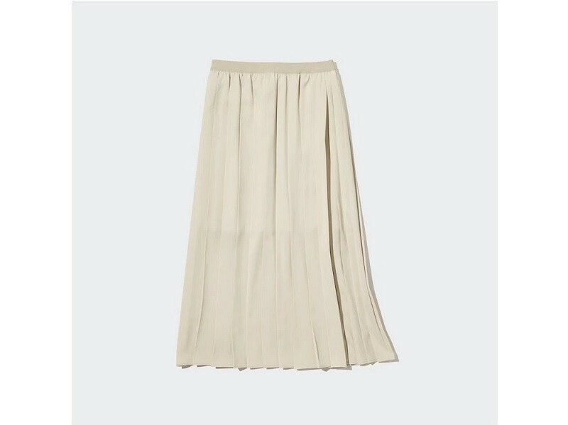 ユニクロ アシンメトリープリーツスカート 3990円(税込)