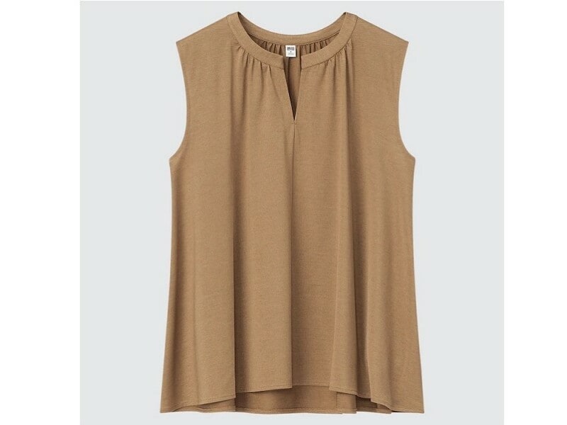 ユニクロ サテンジャージーT 1500円(税込)