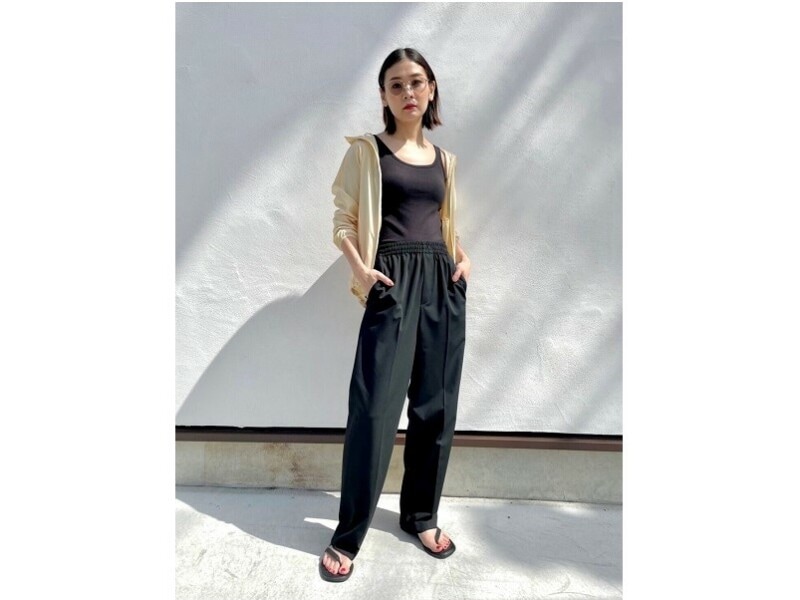 コンパクトなサイズ感でいろんなコーデに合わせやすい 出典:StyleHint