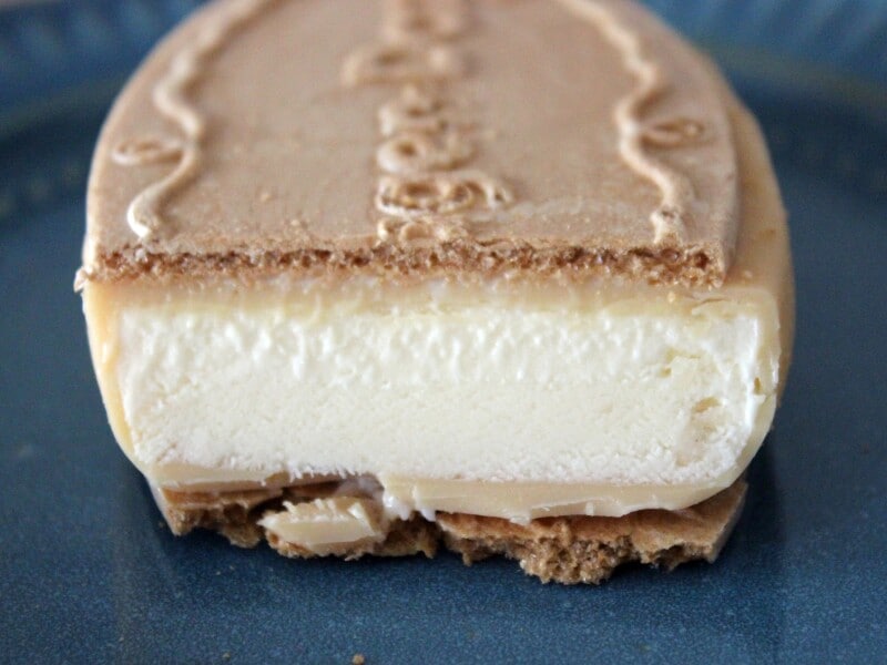 クリスピーサンド　マカデミアナッツスカッチ