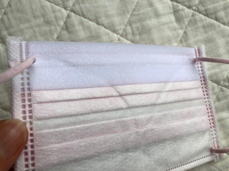 内側に息もれクッションがある