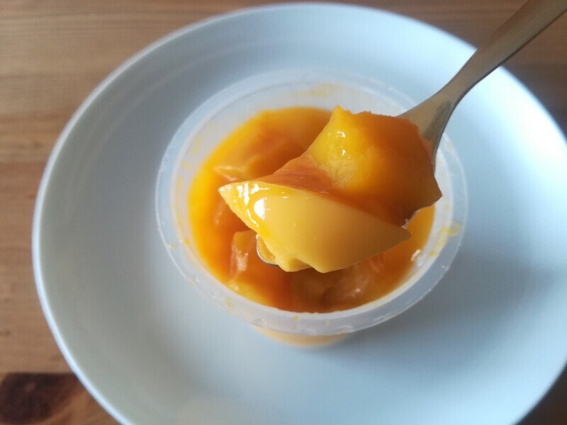 シャトレーゼの「マンゴープリン」