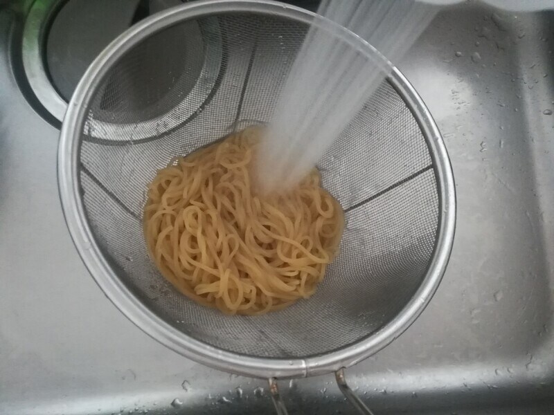 業務スーパーの「ビビン麺」