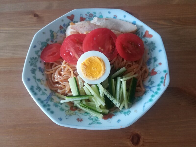 業務スーパーの「ビビン麺」