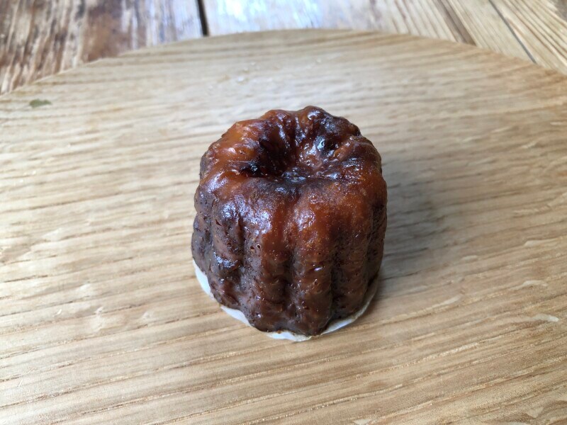 一般的なカヌレの形