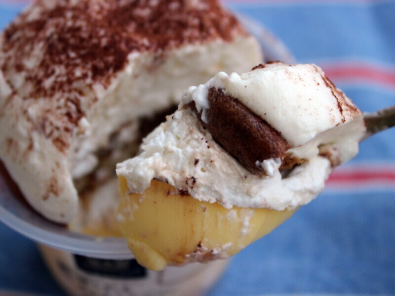 埋もれるティラミスプリン