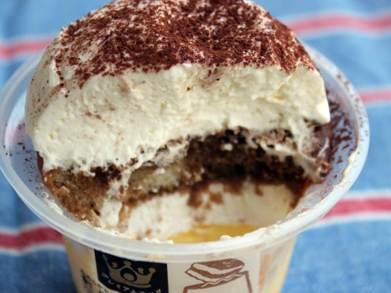 埋もれるティラミスプリン