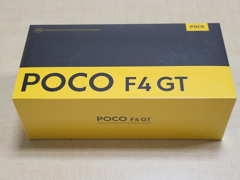 POCO F4 GTのパッケージ