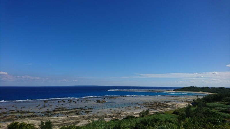 あやまる岬からの海の眺め（2）