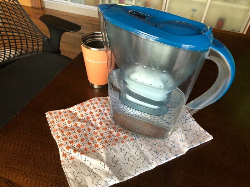 麦茶ポットやポット型浄水器を置く時に使える