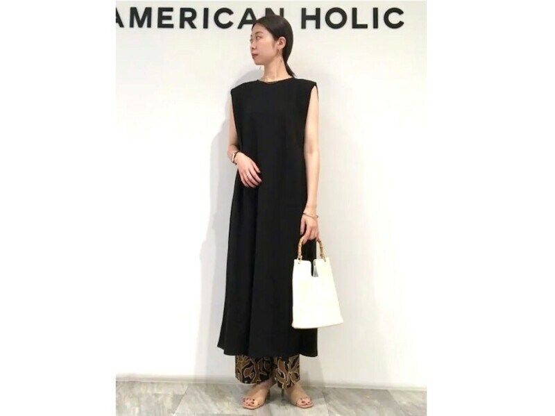 冷え対策にはトレンドであるパンツの重ね着も一押し　出典：WEAR