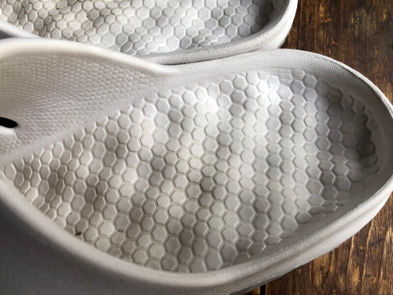 底部分が凸凹していて、足裏が気持ち良い